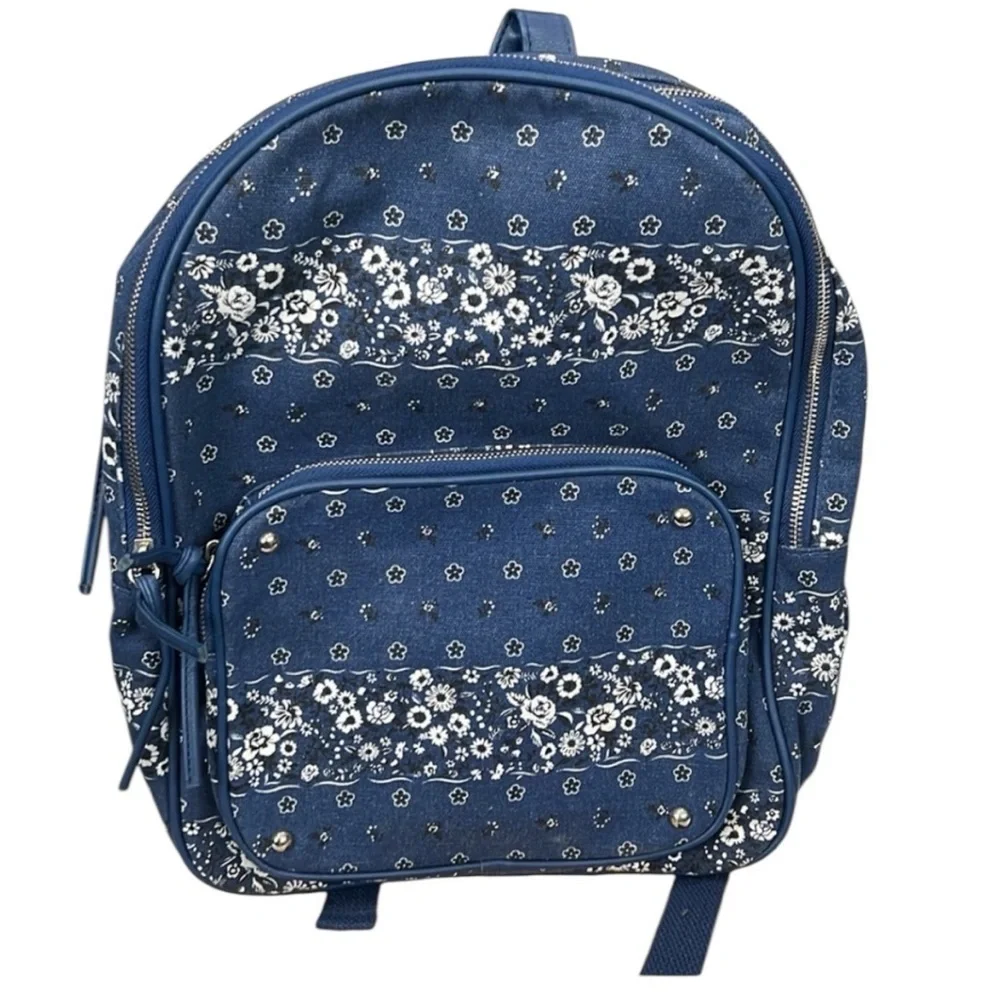 Unbranded Women's Paisley bookbag - NWOT - Blue